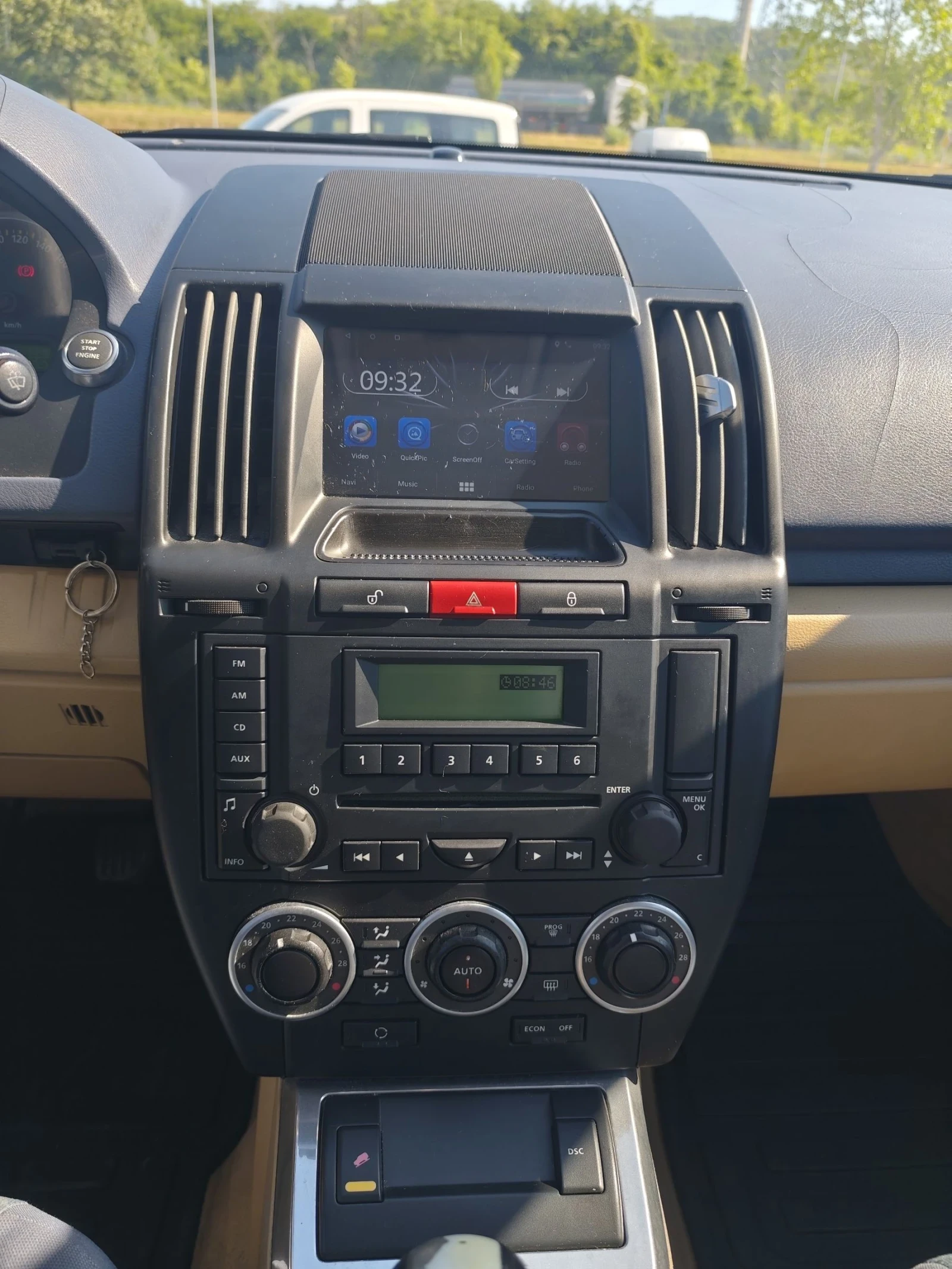 Land Rover Freelander 2 TD4, снимка 6 - Автомобили и джипове - 55102318