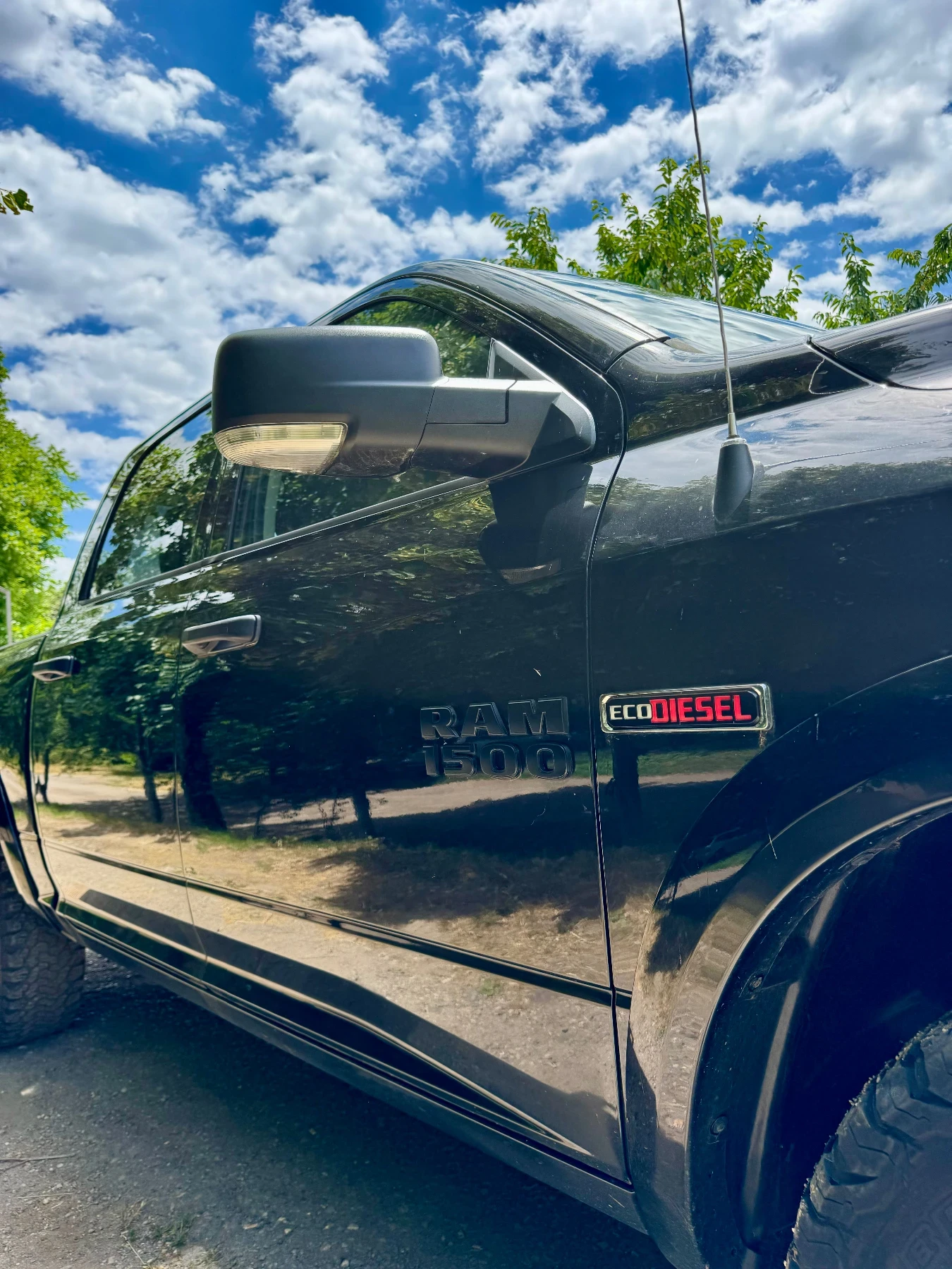 Dodge RAM 1500 3.0 Dizel, снимка 2 - Автомобили и джипове - 55187895