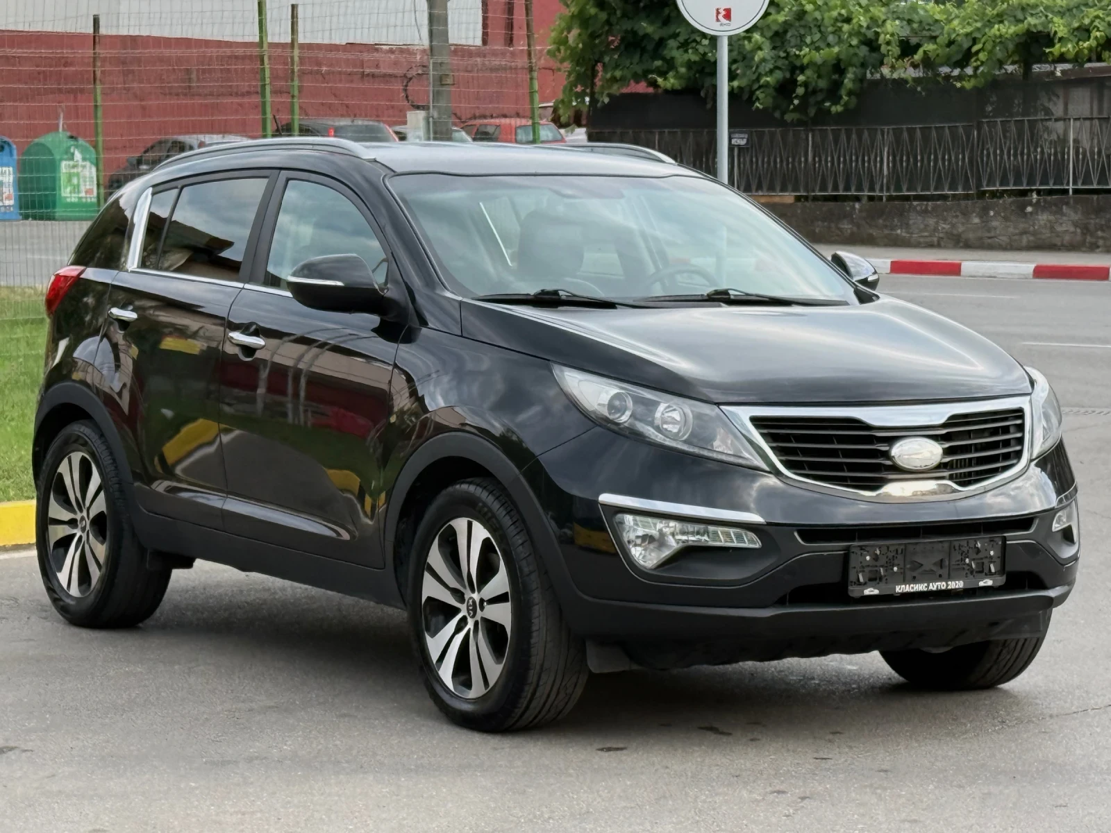 Kia Sportage 1.7CRDi ����/�����������/6 �������� | Mobile.bg � ����������� 4