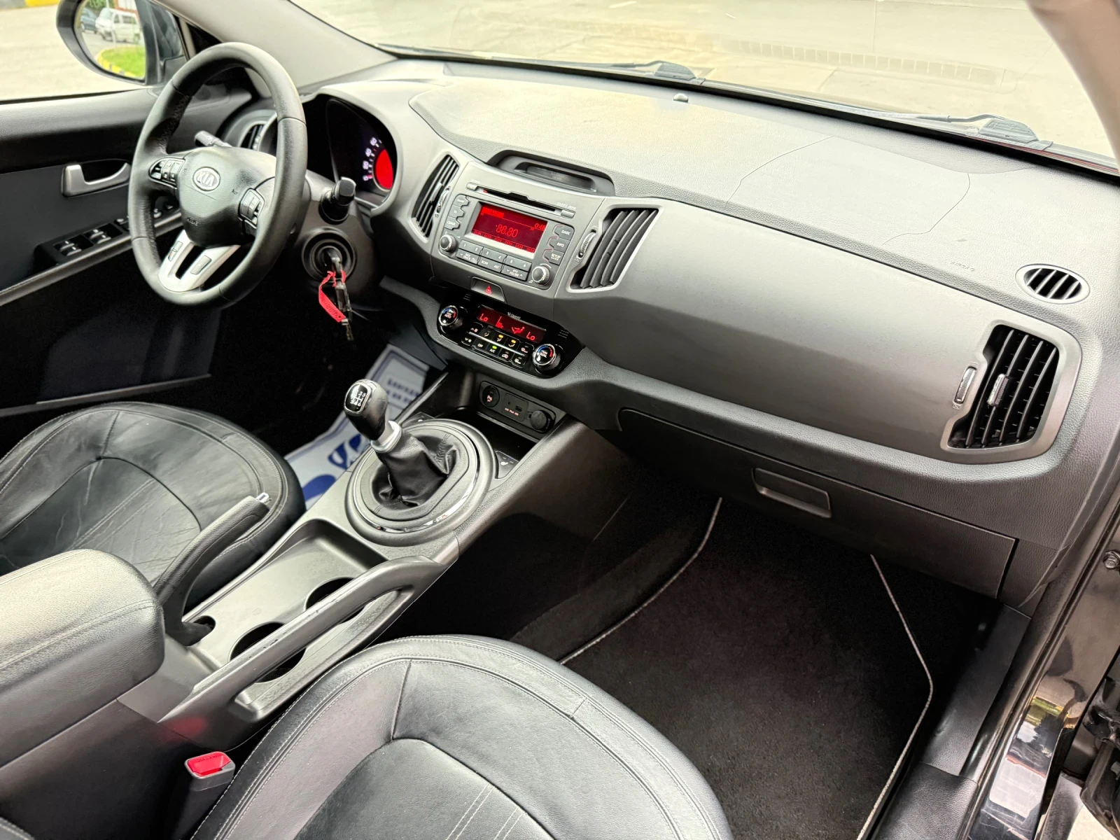 Kia Sportage 1.7CRDi ����/�����������/6 �������� | Mobile.bg � ����������� 13