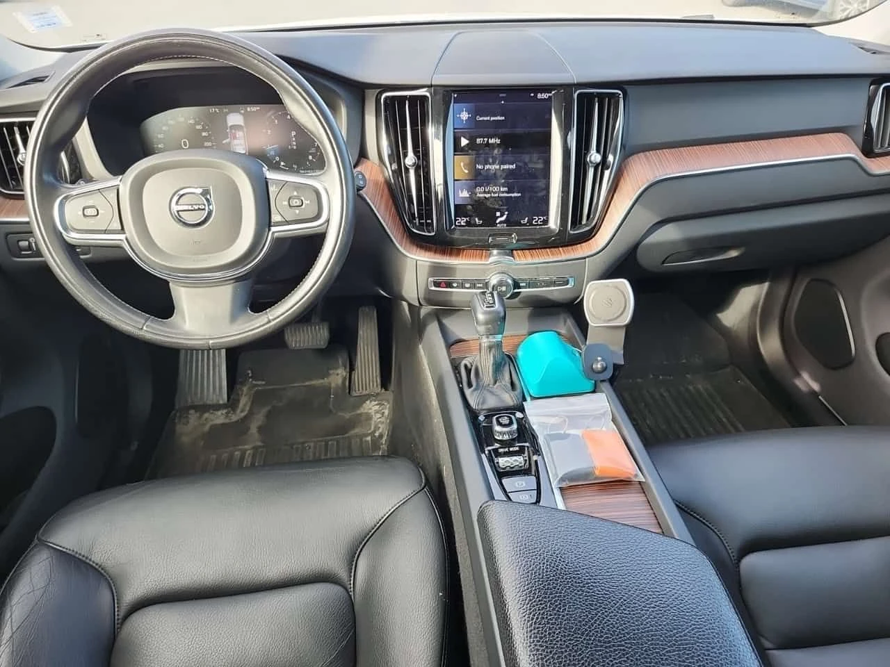 Volvo XC60 Momentum/CARFAX/2 КЛЮЧА/ПАНО/ФИНАНСИРАНЕ, снимка 10 - Автомобили и джипове - 55472256