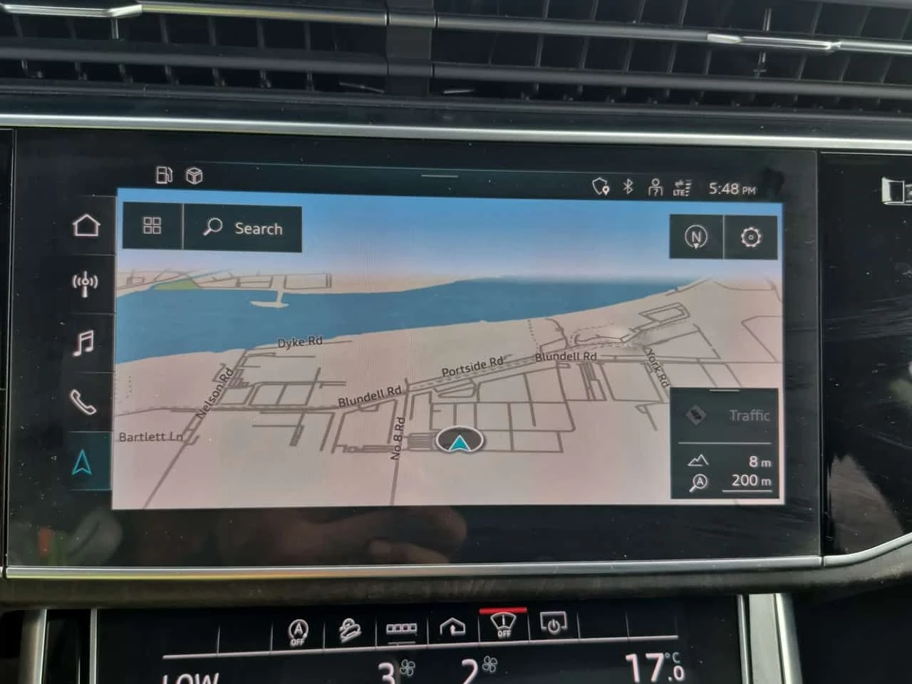 Audi Q8 * TECHNIK * CARFAX * ОПЦИЯ ЗА ФИНАНСИРАНЕ, снимка 11 - Автомобили и джипове - 55566046