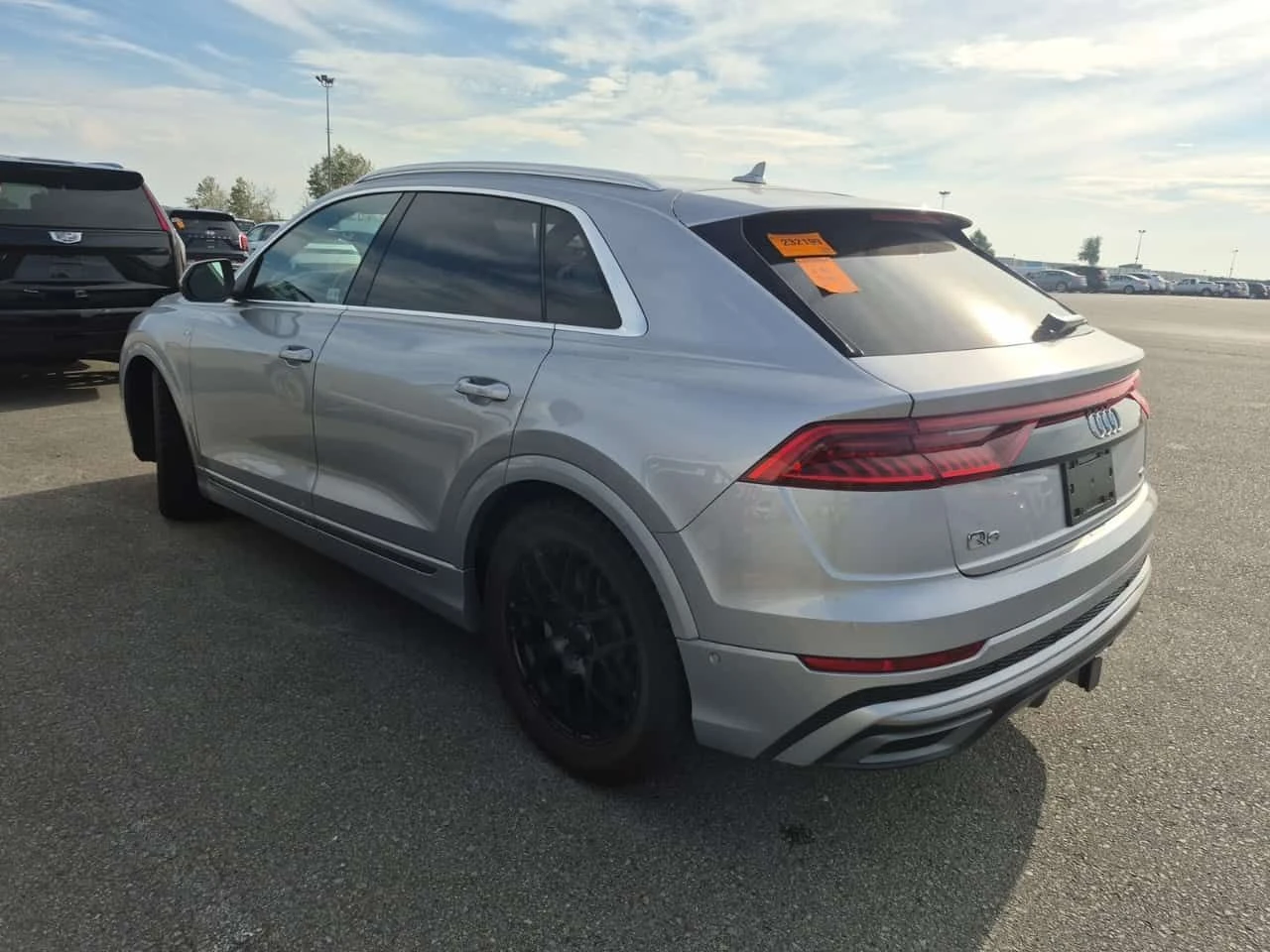 Audi Q8 * TECHNIK * CARFAX * ОПЦИЯ ЗА ФИНАНСИРАНЕ, снимка 4 - Автомобили и джипове - 55566046