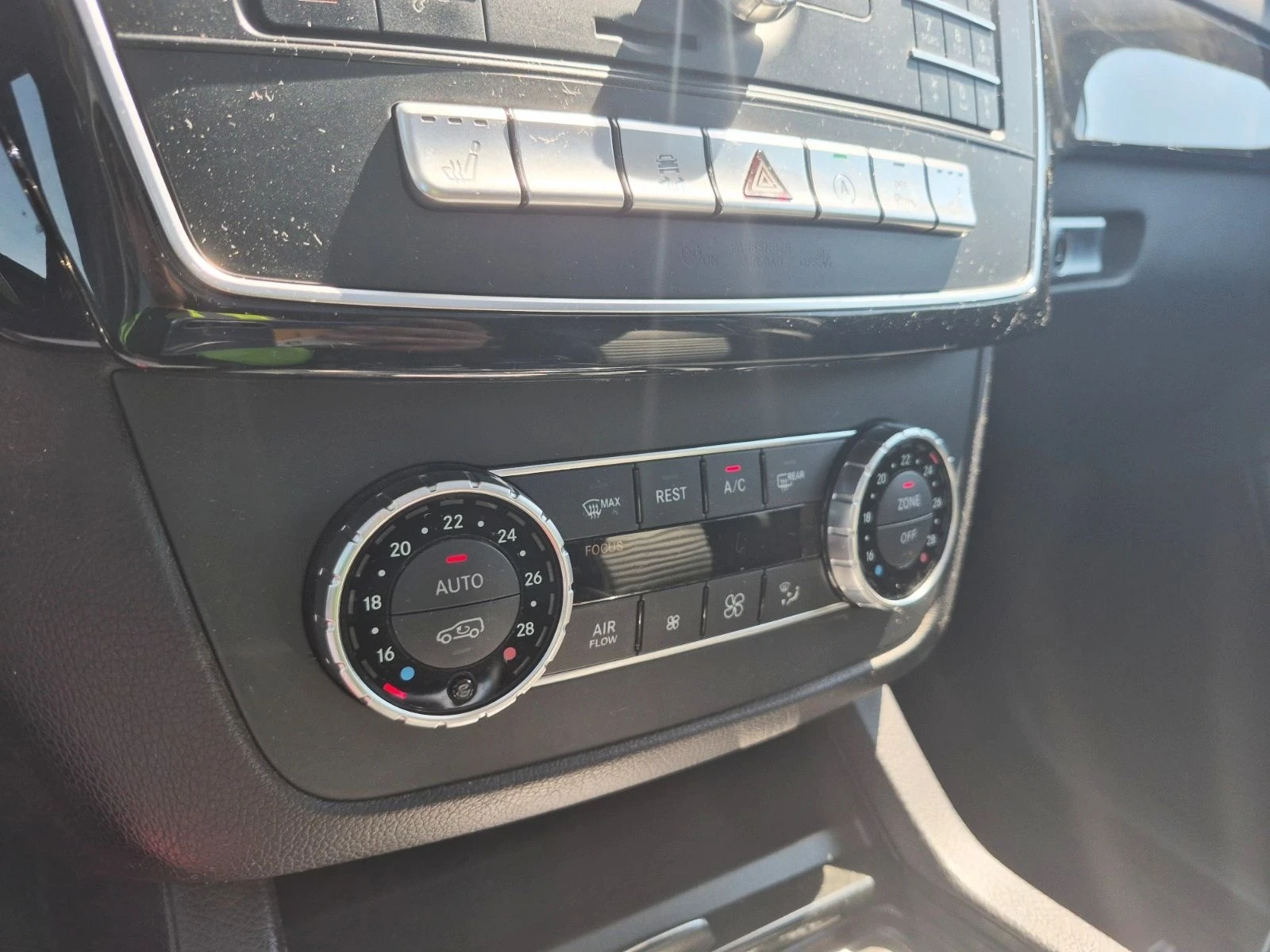 Mercedes-Benz GLE 350 Очакван Внос Mercedes GLE350d AMG Line Black inter, снимка 8 - Автомобили и джипове - 55739968
