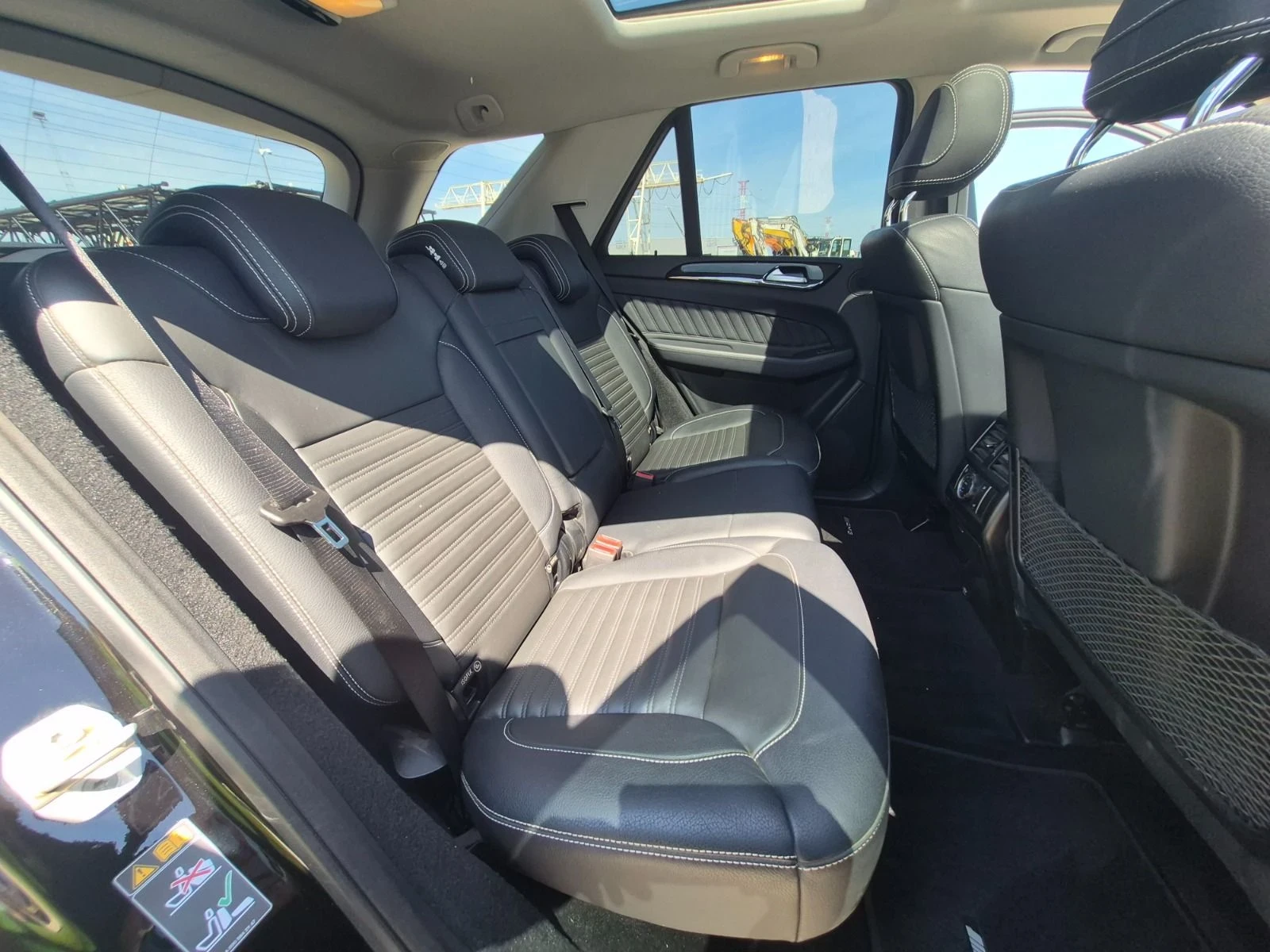 Mercedes-Benz GLE 350 Очакван Внос Mercedes GLE350d AMG Line Black inter, снимка 6 - Автомобили и джипове - 55739968