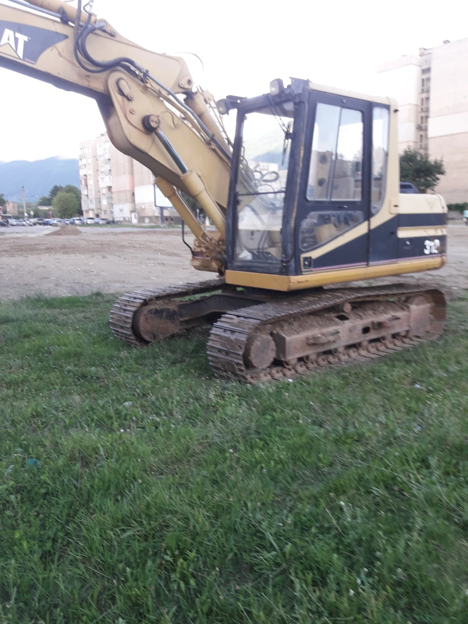 Багер Cat 312, снимка 2 - Индустриална техника - 56331419