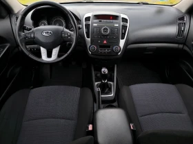 Kia Ceed FACE LIFT-1.6CRDI-90кс-6 скорости-КЛИМА-EURO 5 !!!, снимка 13
