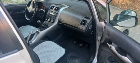Toyota Auris, снимка 9