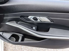 BMW 330  XDRIVE M SPORT PKG  , снимка 13