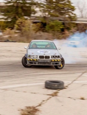 BMW 320 DRIFT  - 14900 лв. / 7618.25 € - 19640472 3