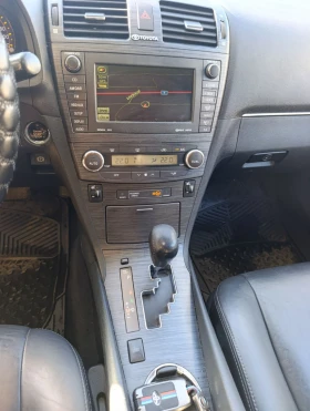 Toyota Avensis 2.0, снимка 12