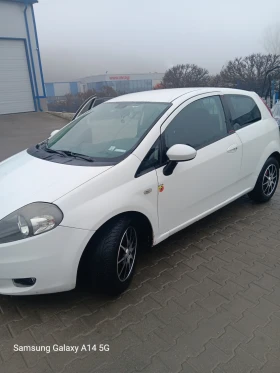 Fiat Punto - 2950 € / 5769.70 лв. - 40999662 5