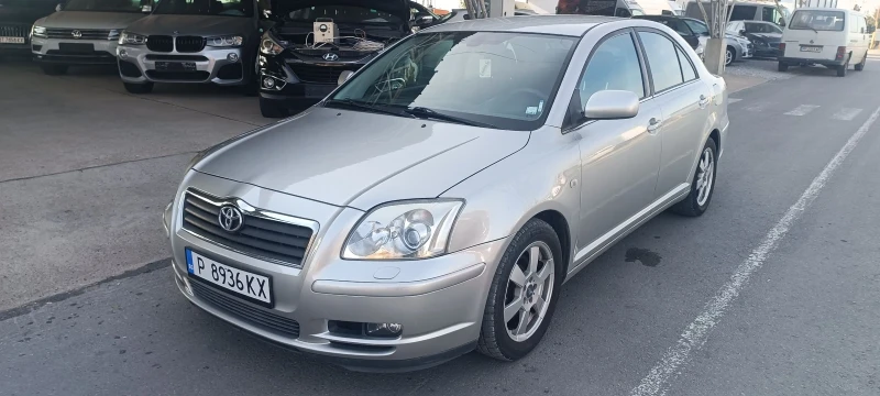 Toyota Avensis D-4D ХЕЧБЕК , снимка 1 - Автомобили и джипове - 47706783