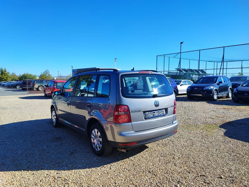 VW Touran НОВА!!!/7места, снимка 8 - Автомобили и джипове - 47727130