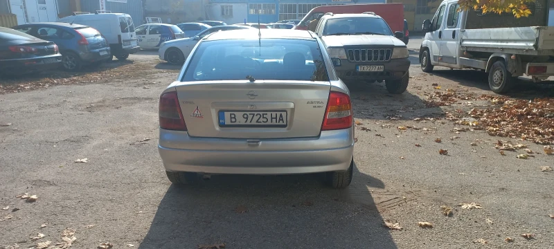 Opel Astra 2.0dti, снимка 4 - Автомобили и джипове - 47763986