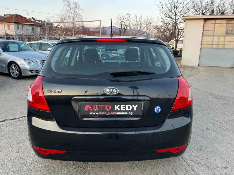 Kia Ceed 1.4i, снимка 5 - Автомобили и джипове - 49065992