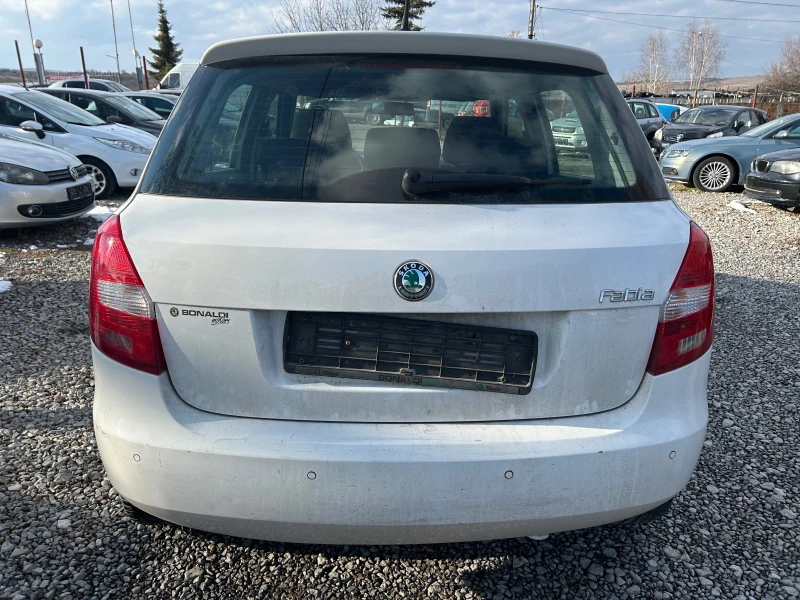 Skoda Fabia 1.6.90к.евро5, снимка 10 - Автомобили и джипове - 49181414