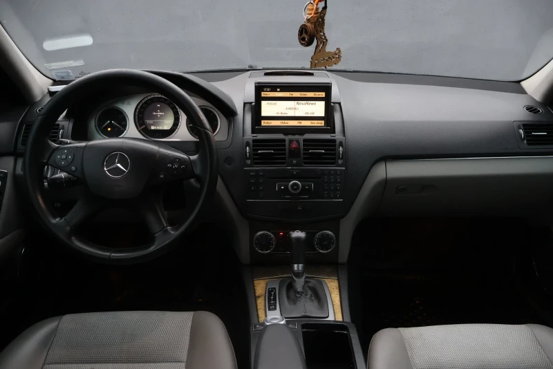 Mercedes-Benz C 220 2.2CDI 170к.с Avantgarde, снимка 11 - Автомобили и джипове - 51991319