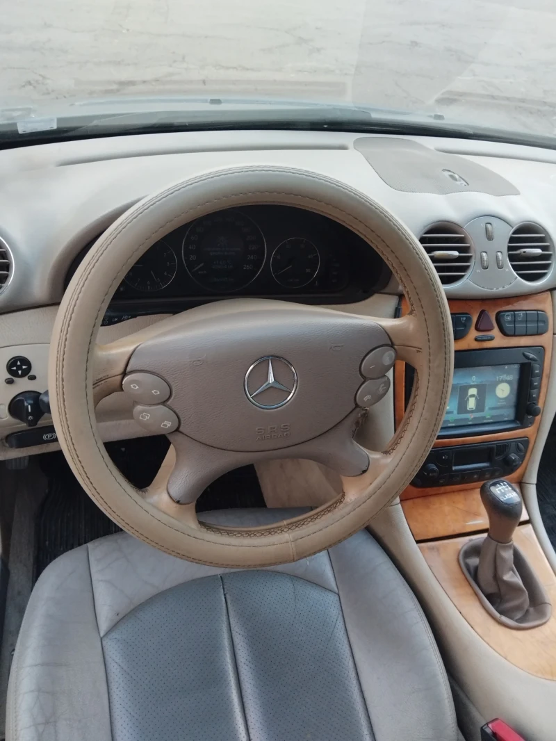 Mercedes-Benz CLK, снимка 12 - Автомобили и джипове - 52180756
