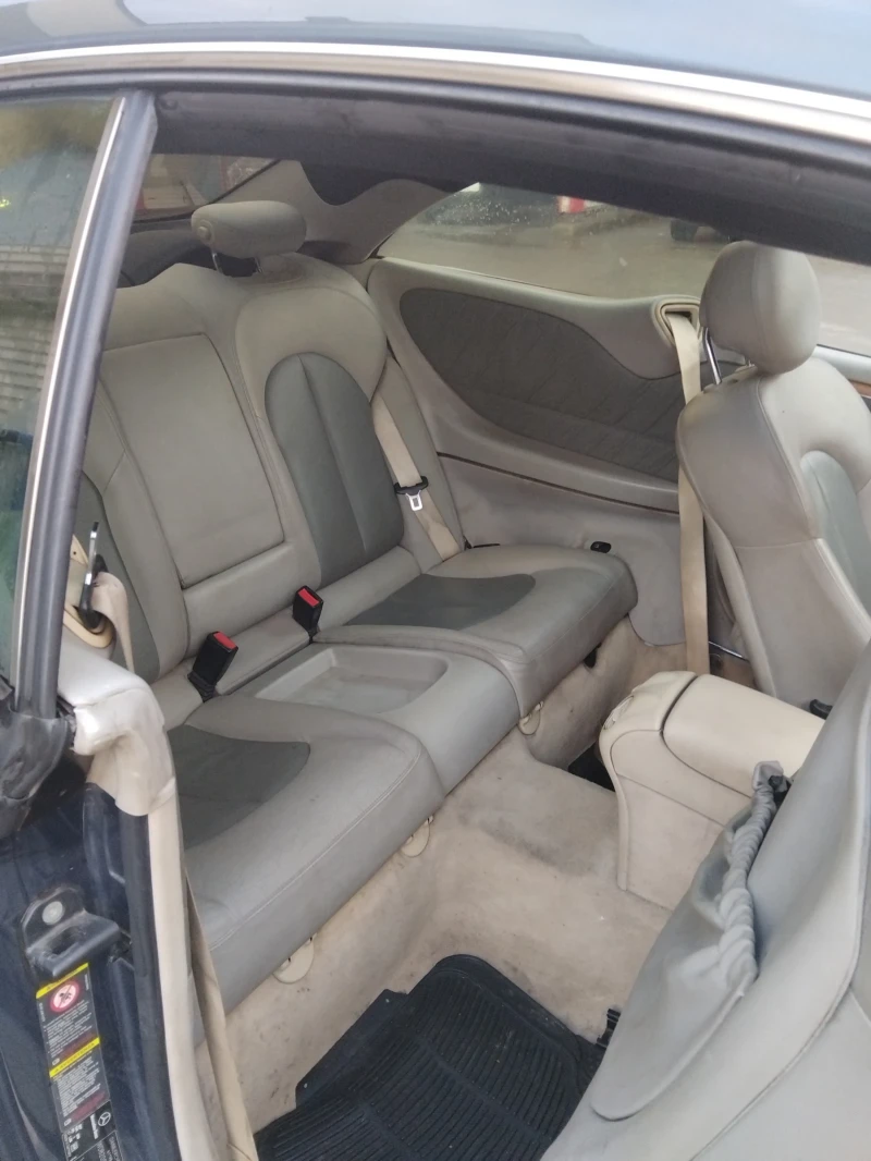 Mercedes-Benz CLK, снимка 10 - Автомобили и джипове - 52180756