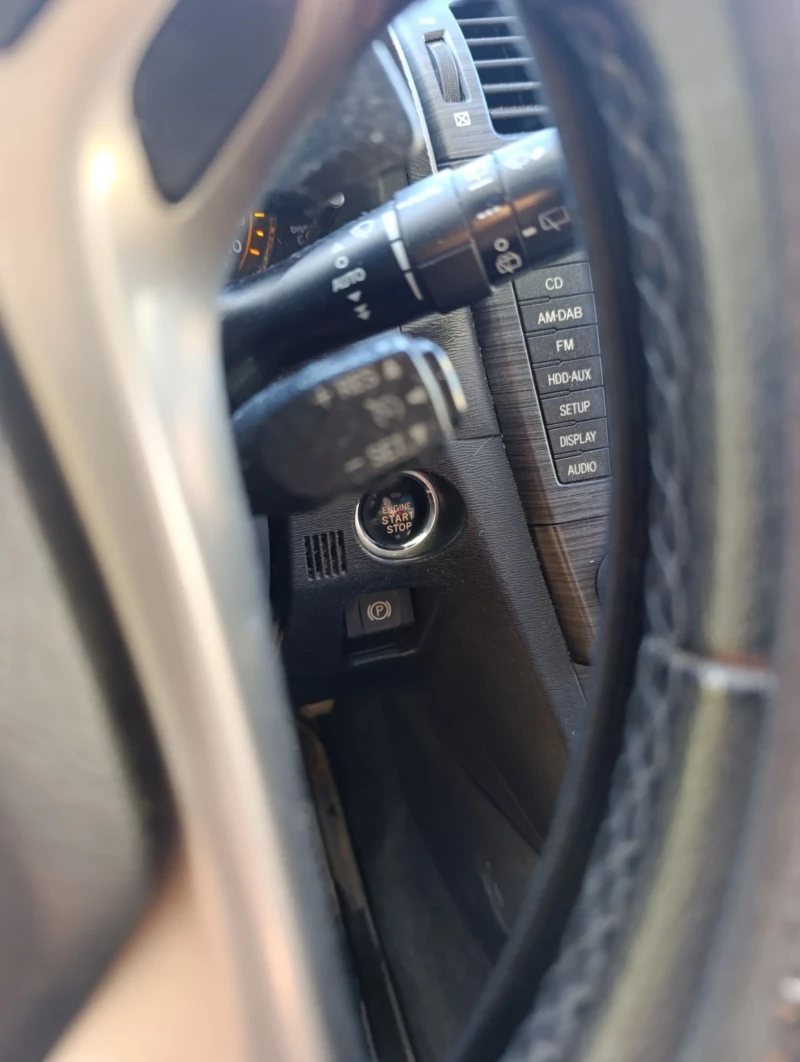 Toyota Avensis 2.0, снимка 9 - Автомобили и джипове - 52498204