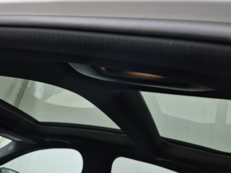 Mercedes-Benz C 300 * CARFAX * БЕЗ ПЪРВОНАЧАЛНА ВНОСКА, снимка 13 - Автомобили и джипове - 52852188