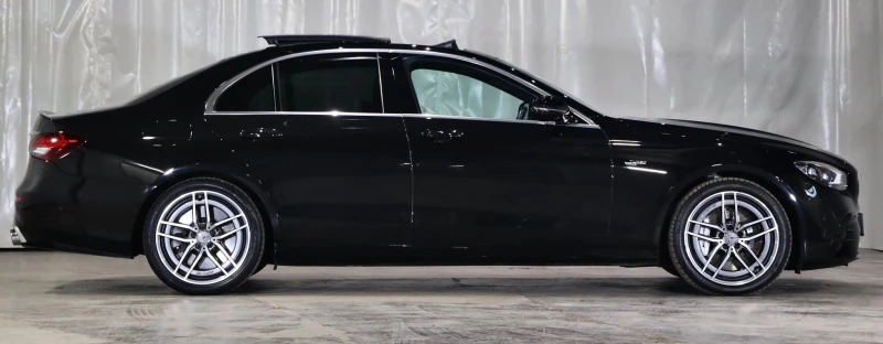 Mercedes-Benz E 53 AMG 4Matic, снимка 4 - Автомобили и джипове - 52874957