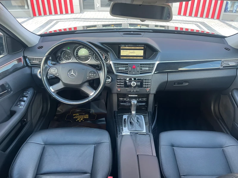 Mercedes-Benz E 220, снимка 8 - Автомобили и джипове - 53245844