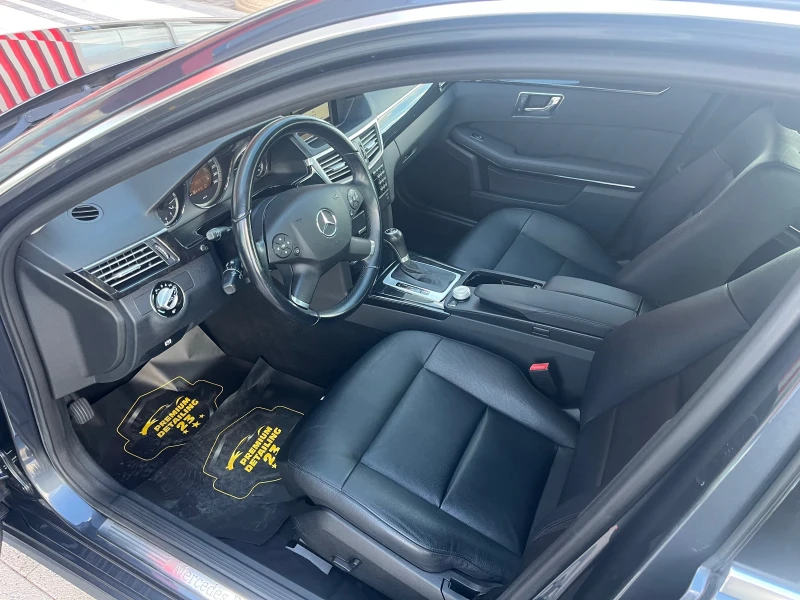 Mercedes-Benz E 220, снимка 7 - Автомобили и джипове - 53245844