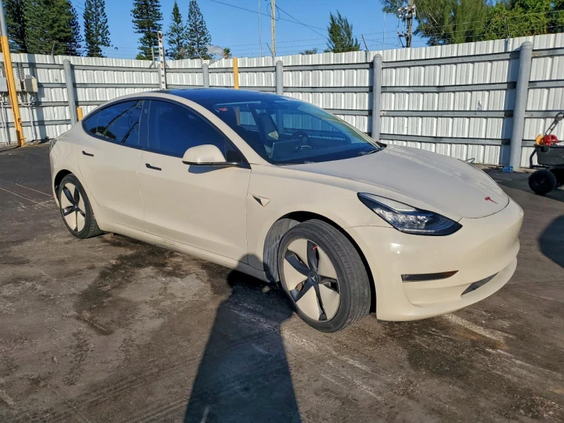 Tesla Model 3, снимка 3 - Автомобили и джипове - 53396611