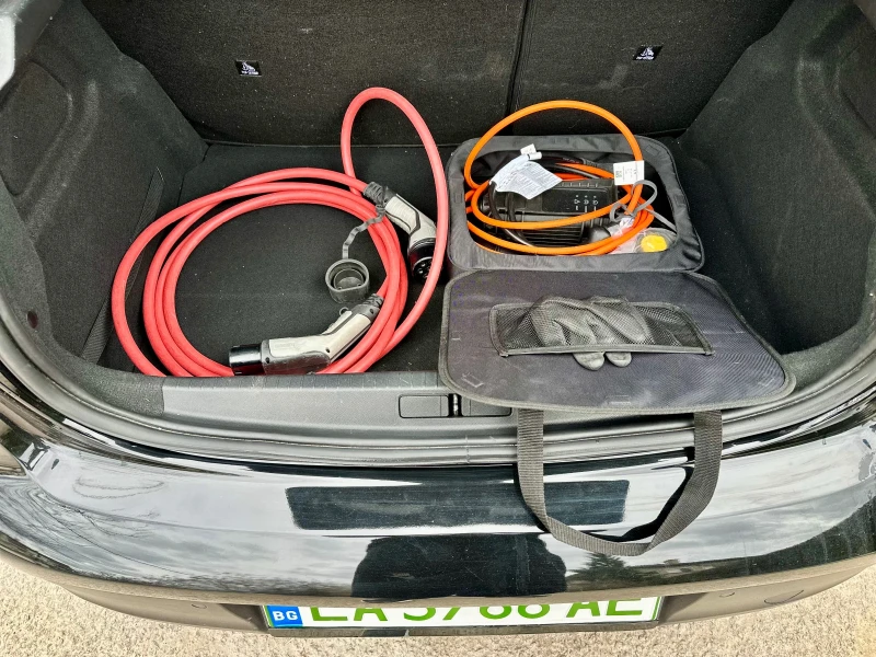 Peugeot 208 e208 , снимка 12 - Автомобили и джипове - 53565124