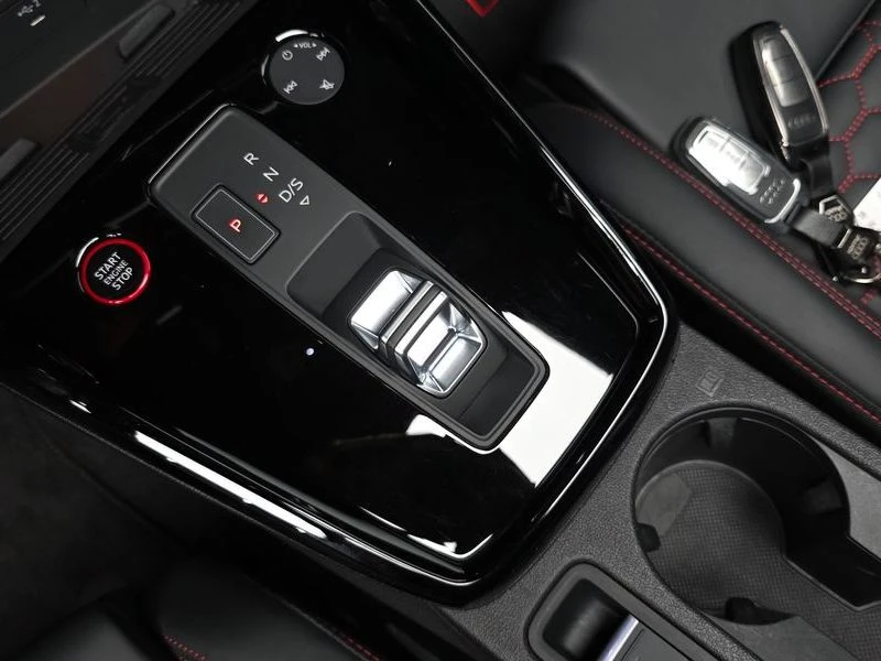 Audi Rs3 2.5 DXH Automatic, снимка 9 - Автомобили и джипове - 55781721