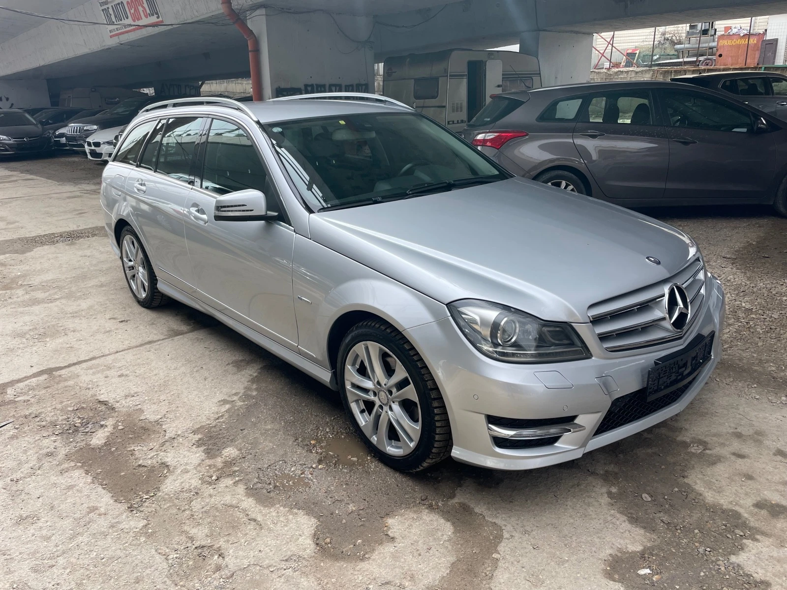 Mercedes-Benz C 220 220CDI-AMG-ПАКЕТ-LED-КСЕНОН-NAVI-КОЖА-FULL - изображение 3