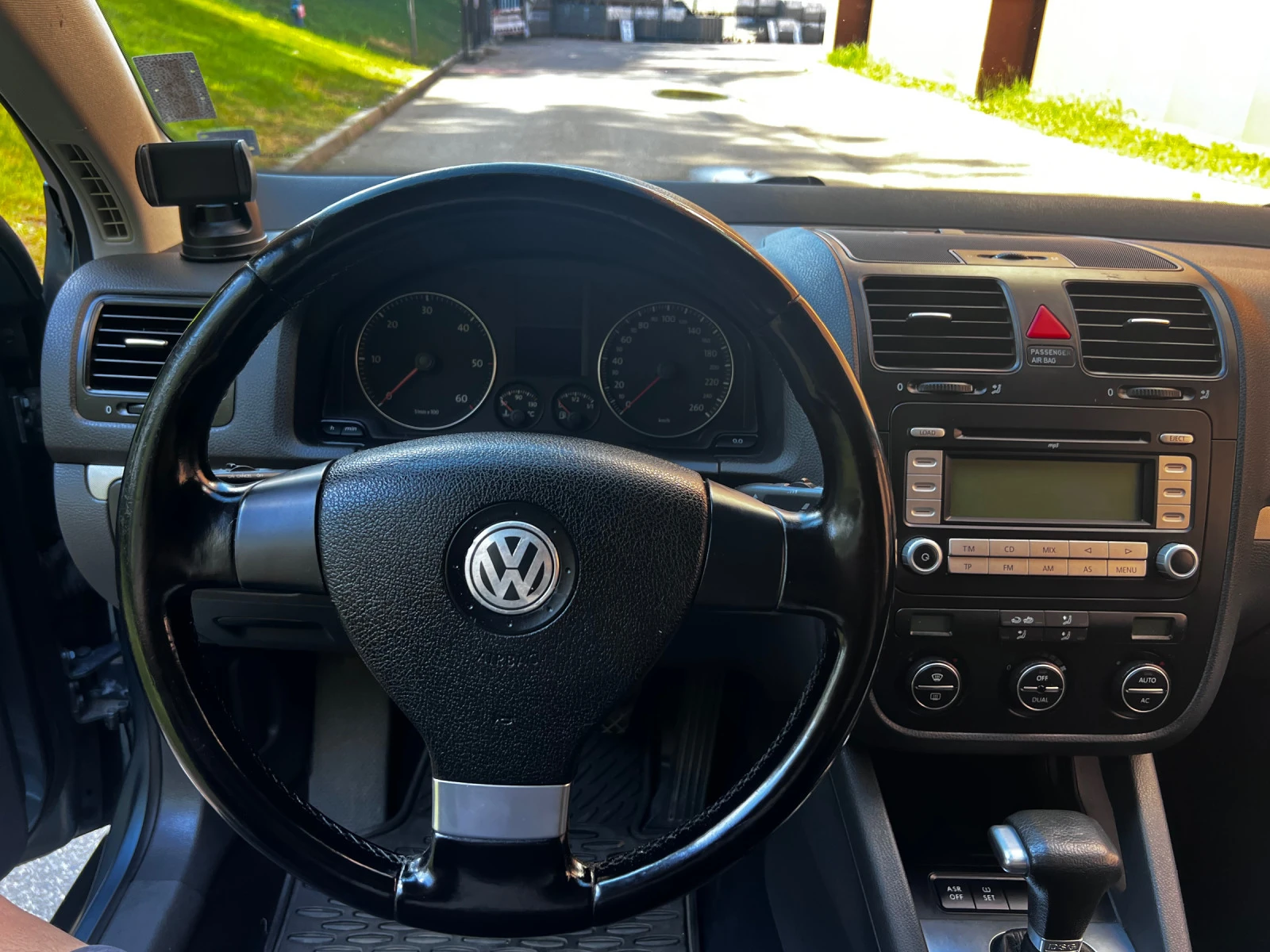 VW Jetta  - изображение 8