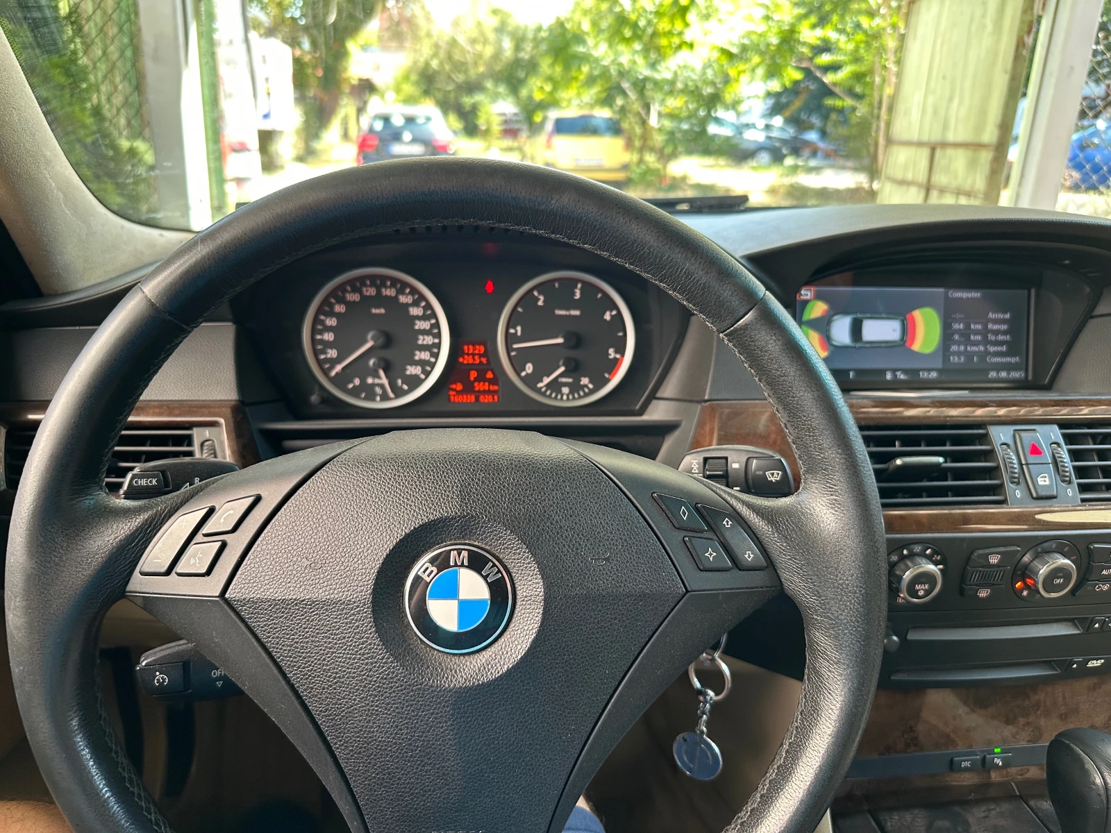 BMW 530 X Drive 160000км. - изображение 10