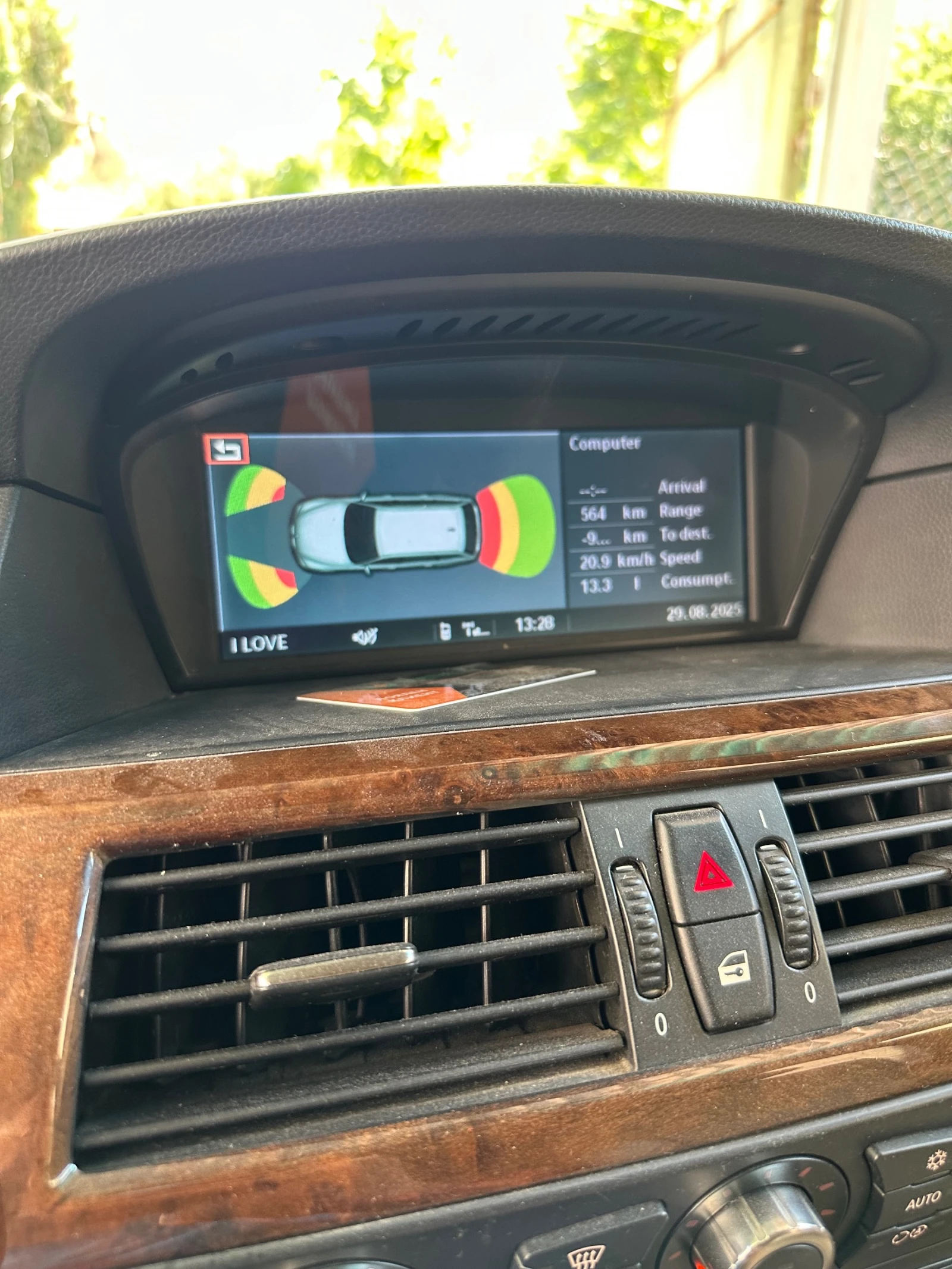 BMW 530 X Drive 160000км. - изображение 8