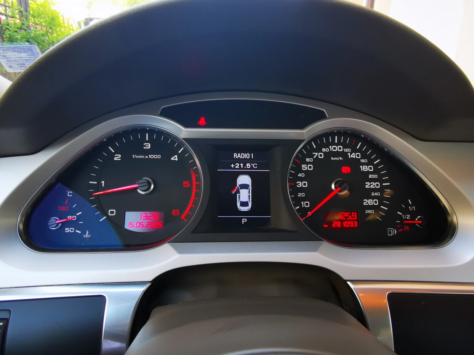 Audi A6 4F2 - изображение 9