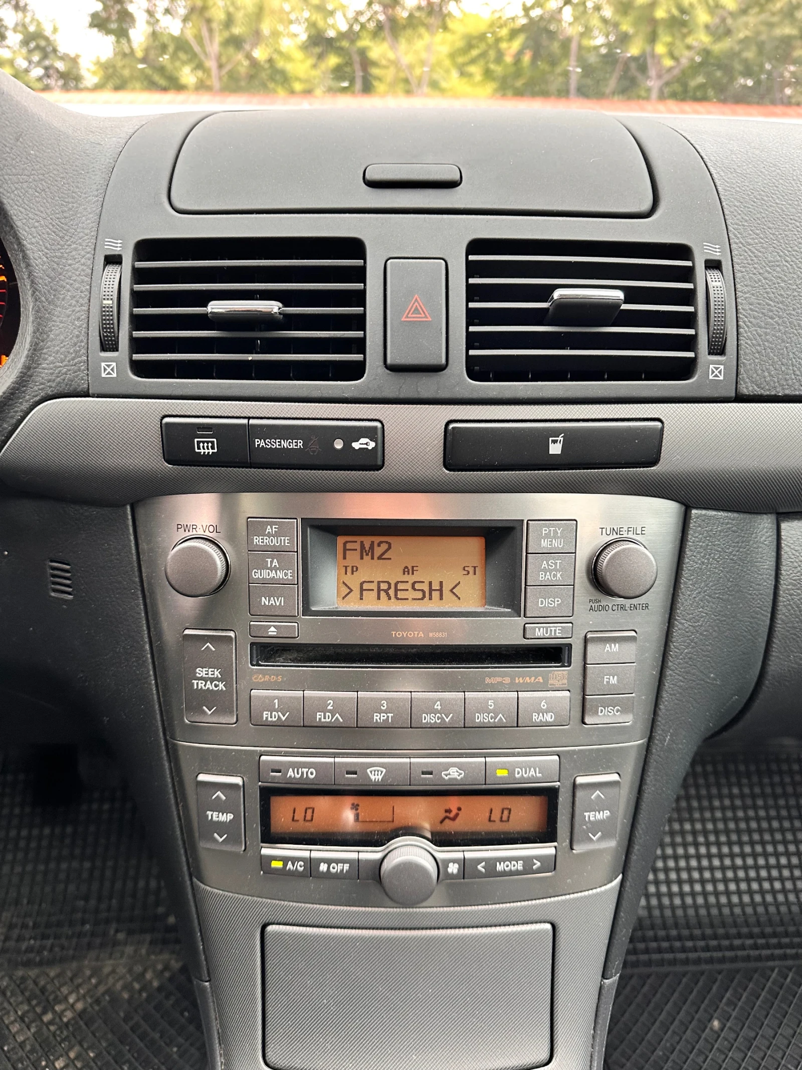 Toyota Avensis  - изображение 7