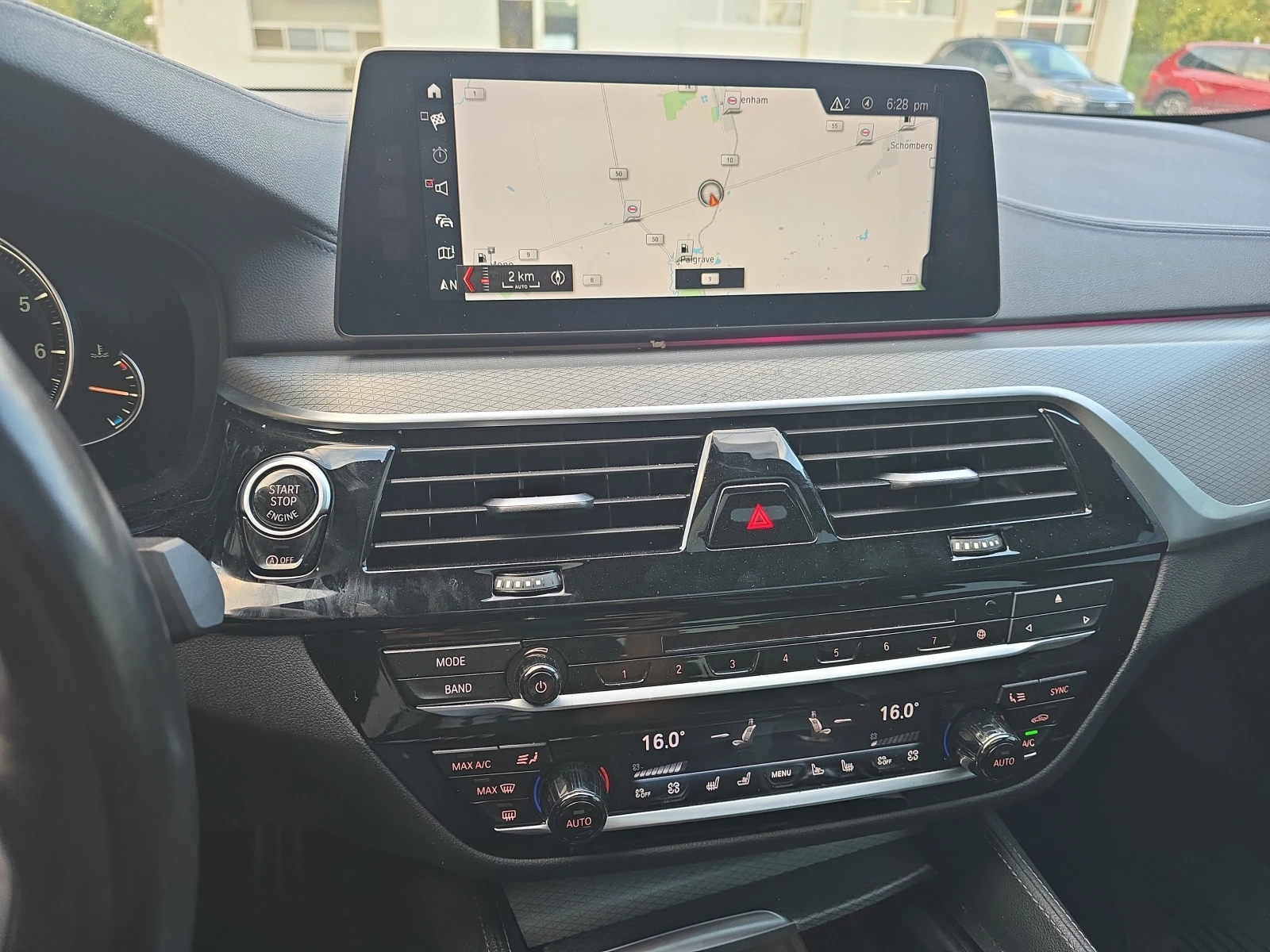 BMW 540 ОБДУХВАНЕ * * CARFAX * * АВТО КРЕДИТ * *  - изображение 8