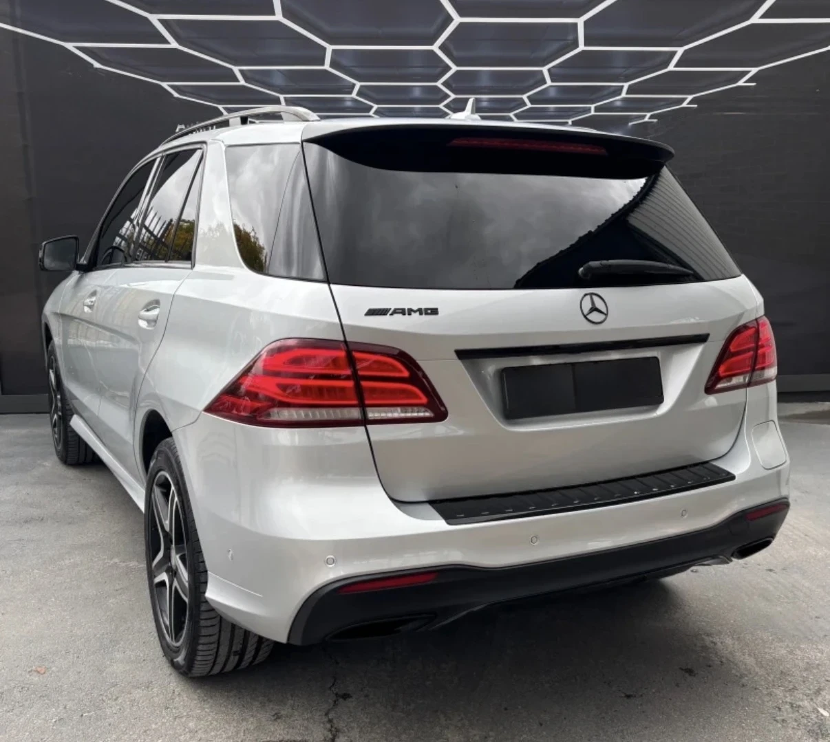 Mercedes-Benz GLE 500 Plug-in Hybrid ОТЛИЧЕН - БАРТЕР/ ЛИЗИНГ - изображение 4