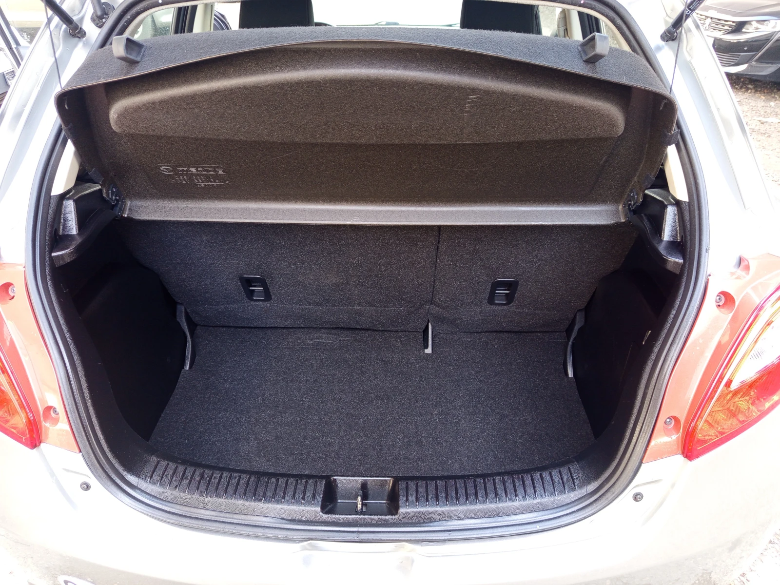 Mazda 2 1.5 i avtomatik | Mobile.bg � ����������� 10