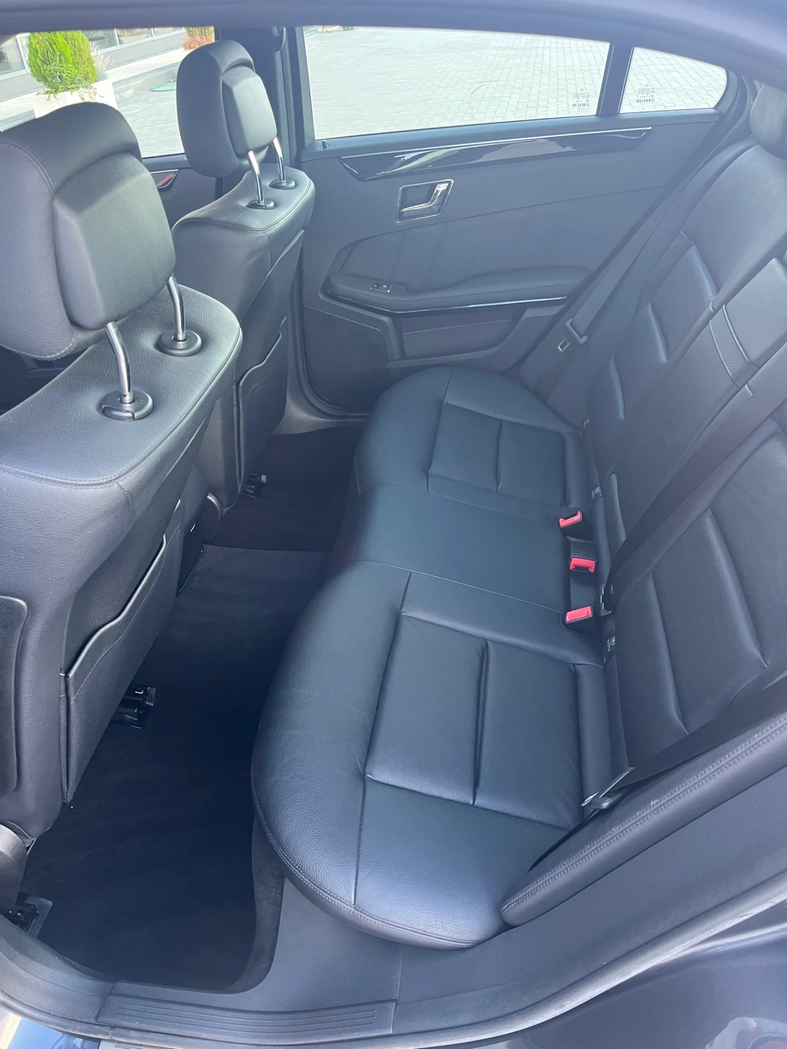 Mercedes-Benz E 220 Avantgarde | Mobile.bg � ����������� 12