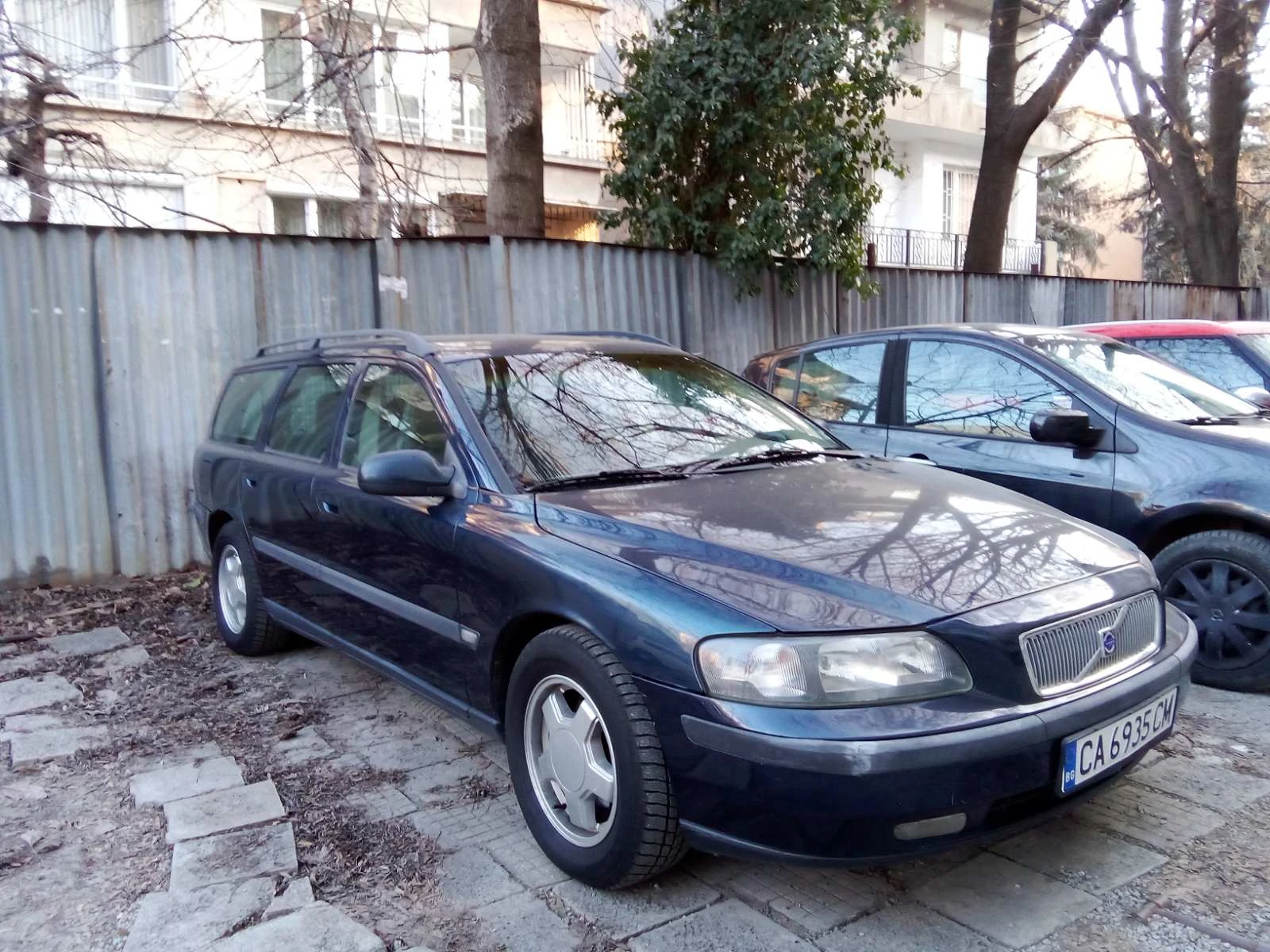 Volvo V70 2.5D - изображение 4