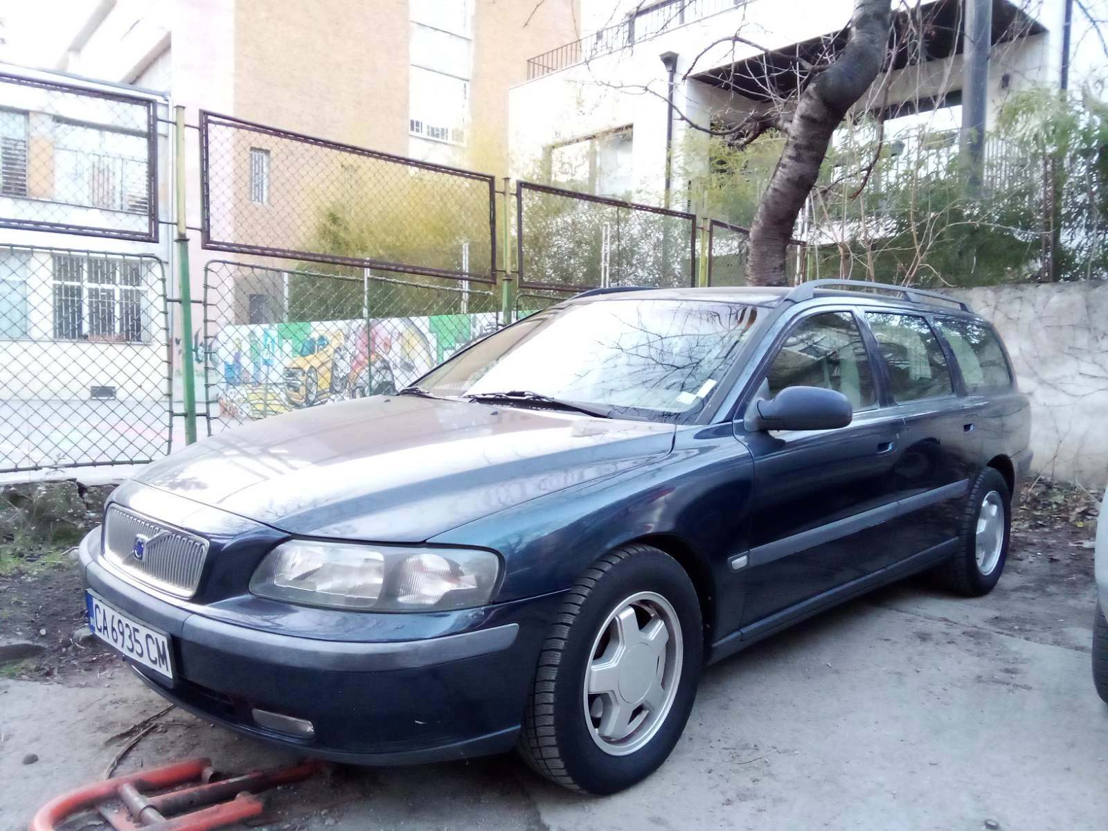 Volvo V70 2.5D - изображение 2