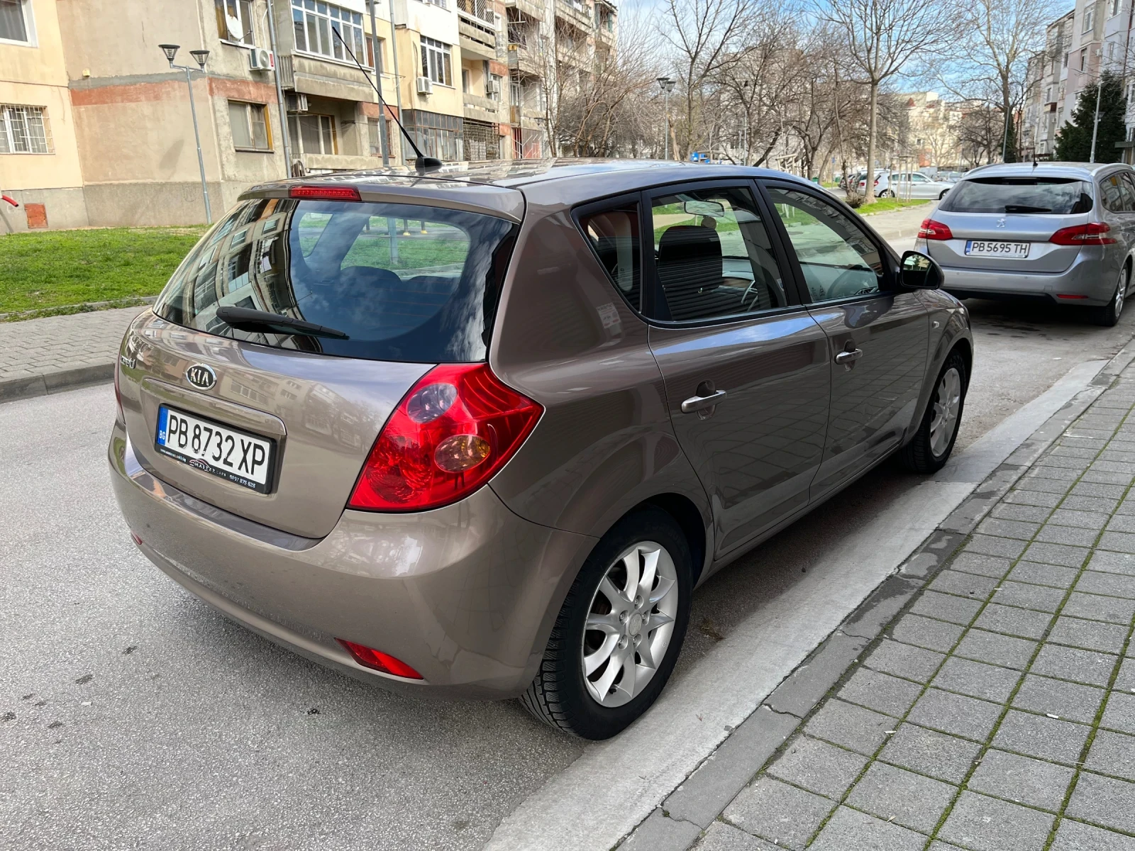 Kia Ceed 1, 6  122 �.�. | Mobile.bg � ����������� 4