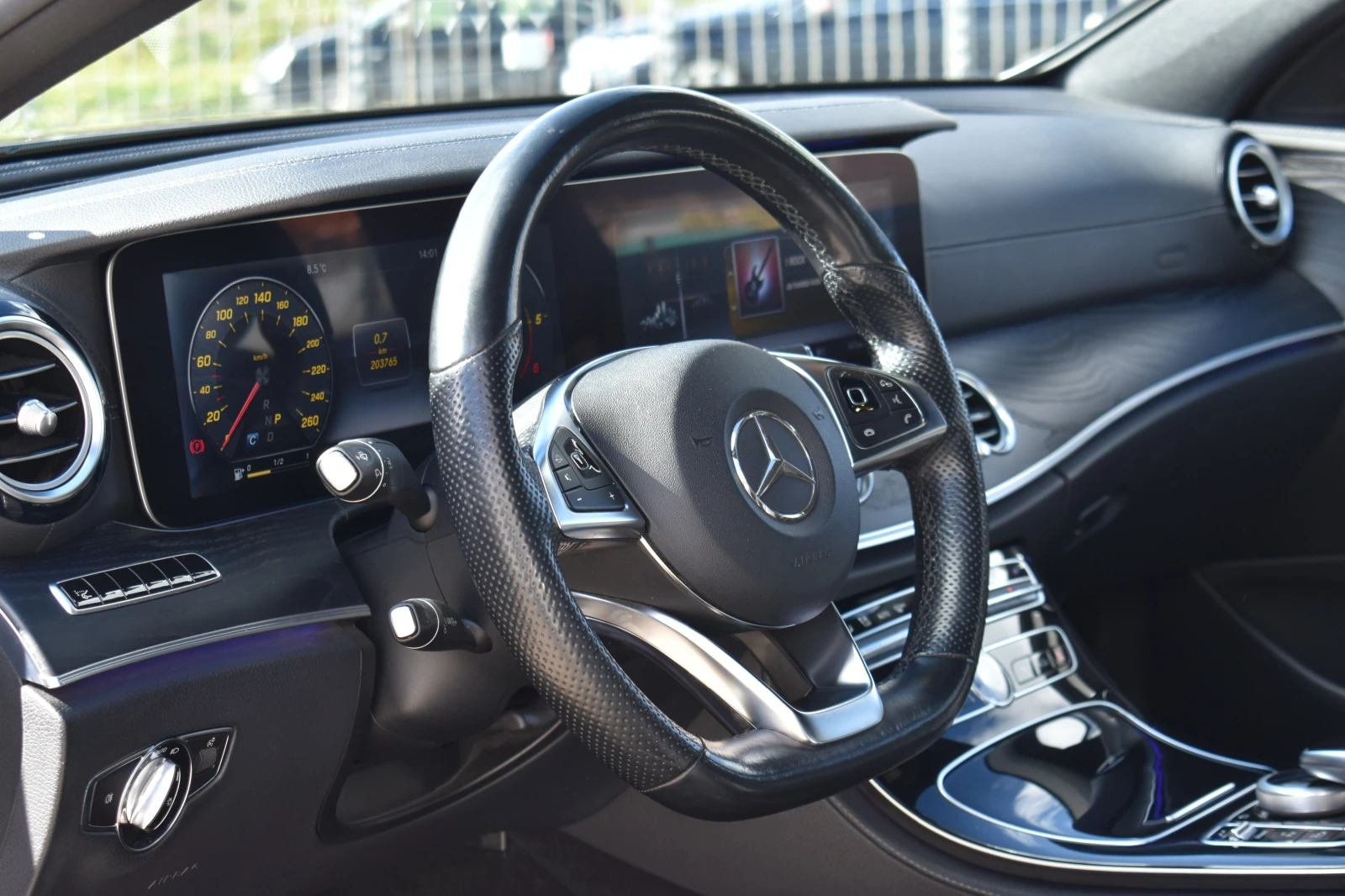 Mercedes-Benz E 220 AMG-LINE* FULL-LED - изображение 10