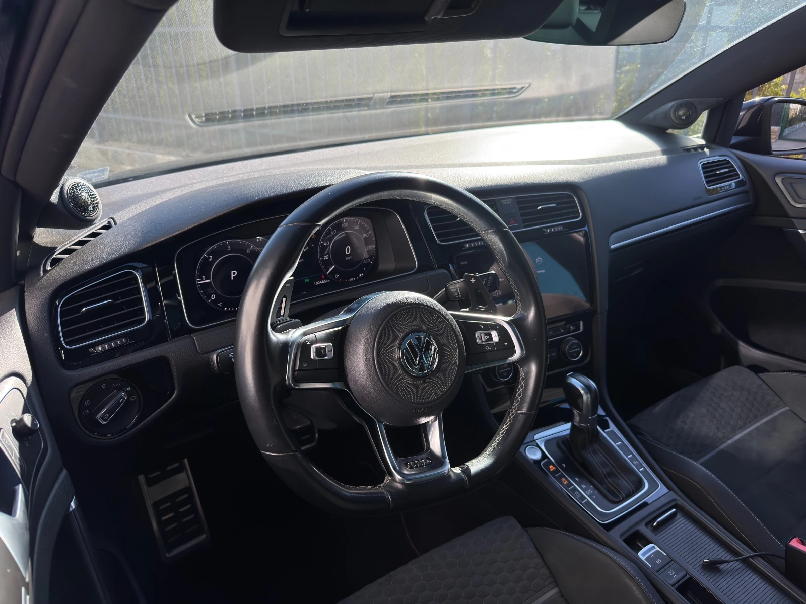 VW Golf GTD музика за 10 000 лв, снимка 9 - Автомобили и джипове - 53864733