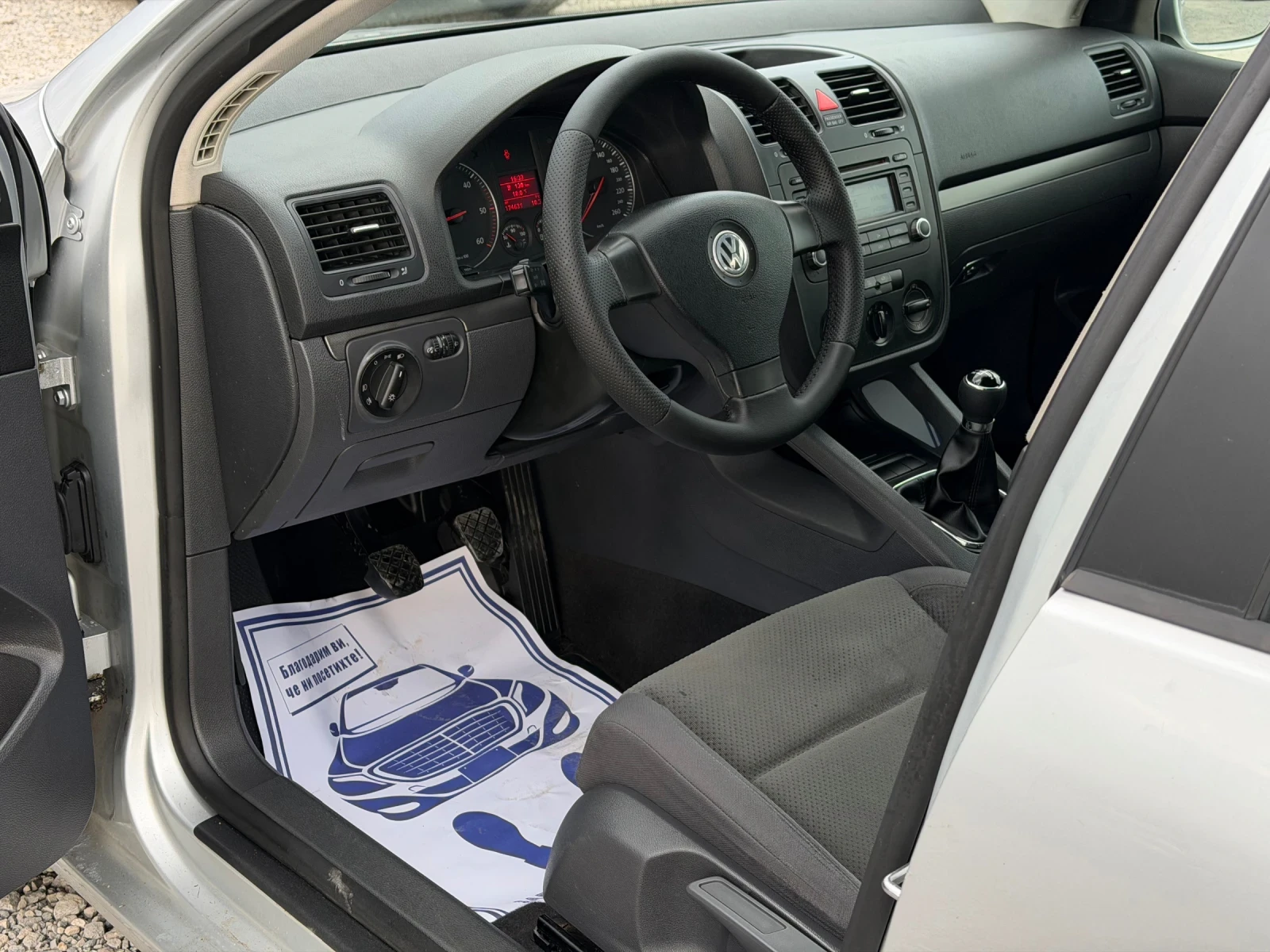 VW Golf 1.9TDi 105кс 6ск. * Климатик* * Италия* , снимка 9 - Автомобили и джипове - 53987311