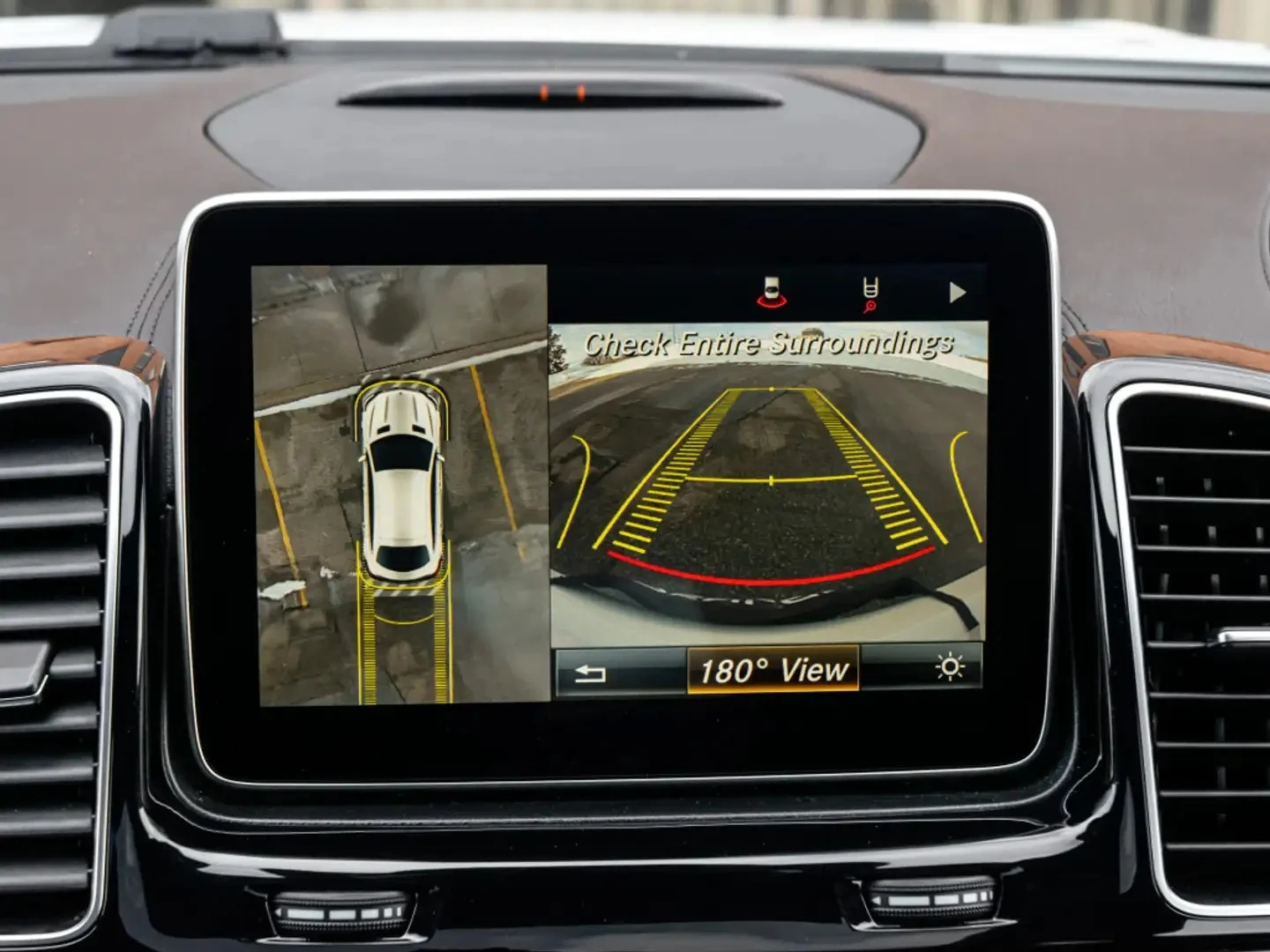 Mercedes-Benz GLE 450 COUPE AMG | 360* КАМЕРА | СЕРВИЗНА ИСТОРИЯ | , снимка 14 - Автомобили и джипове - 54034388