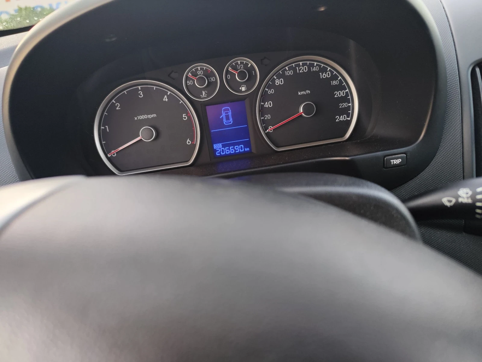 Hyundai I30 1.6 crdi | Mobile.bg � ����������� 10